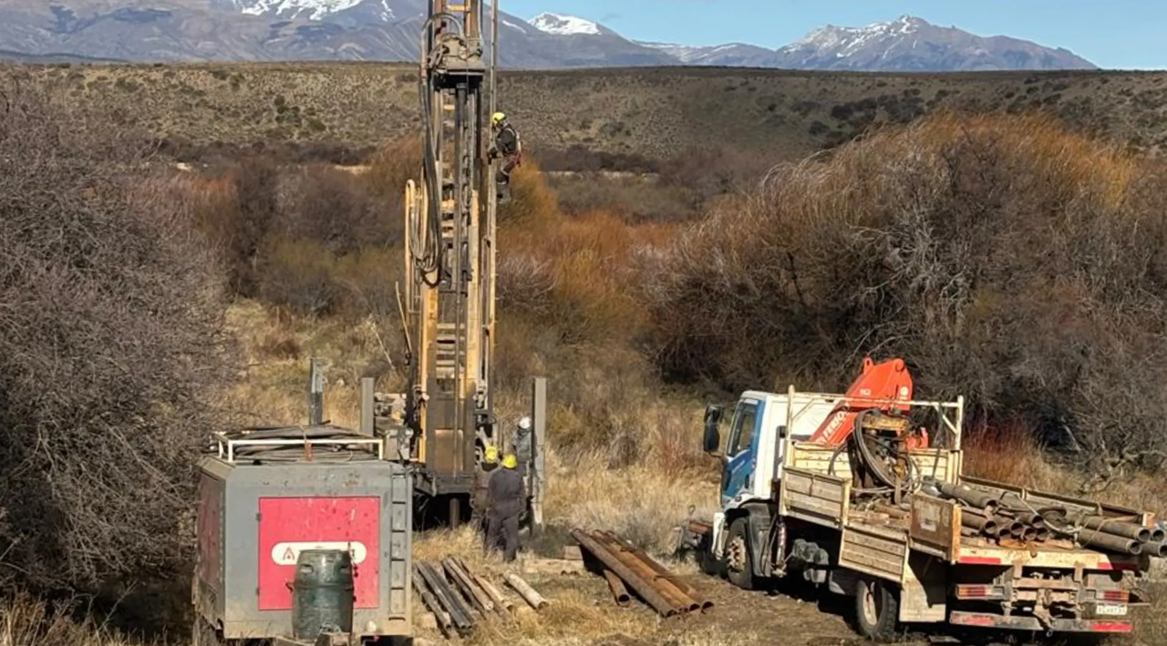 Avanza el nuevo sistema de agua potable en Dina Huapi: detalles de la obra