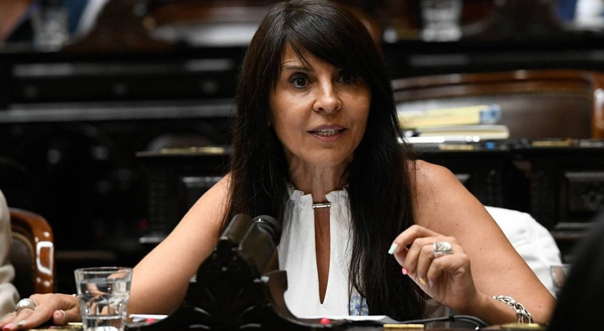 Embargan el sueldo de la diputada Lorena Villaverde por el incumplimiento de un desarrollo inmobiliario