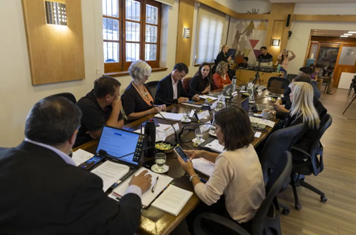 Veto a Comisión Investigadora del Cerro Catedral.