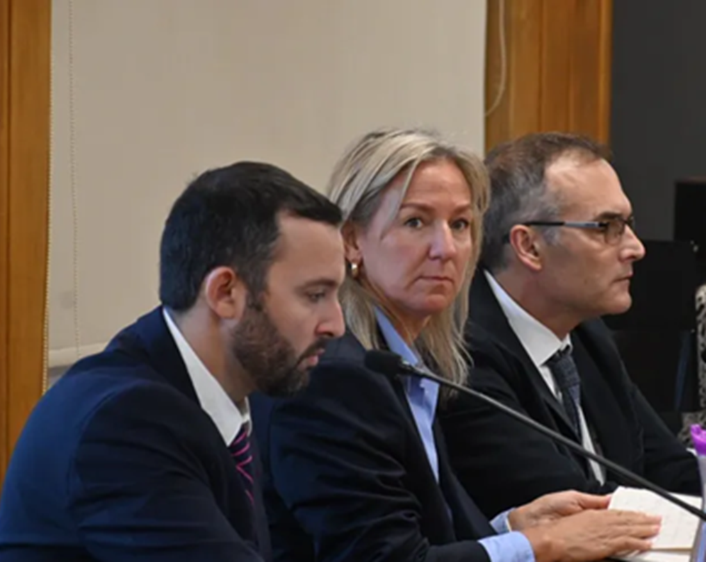 El juicio contra la ex intendenta Martini comienza. Bariloche vive intensa actividad judicial y municipal.