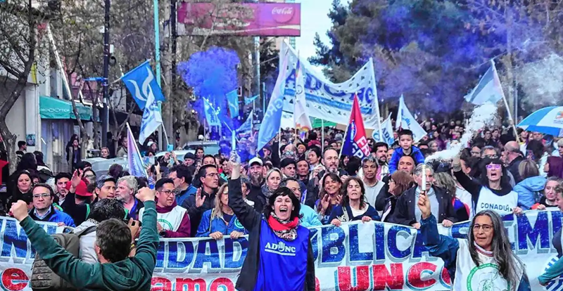 Marcha universitaria Río Negro: Bariloche sale a la calle este martes