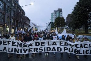 Bariloche: convocan a un abrazo  y una olla popular en la CNEA