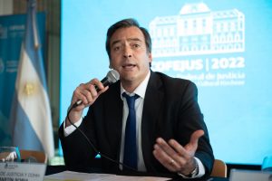 Martin Soria usó la Ley de Tierras para clavar un dardo en Weretilneck: Qatar, Barbarucci y el 8 de agosto