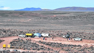 Río Negro suspendió los trabajos en Calcatreu y le exigió a Patagonia Gold que cumpla con el empleo local