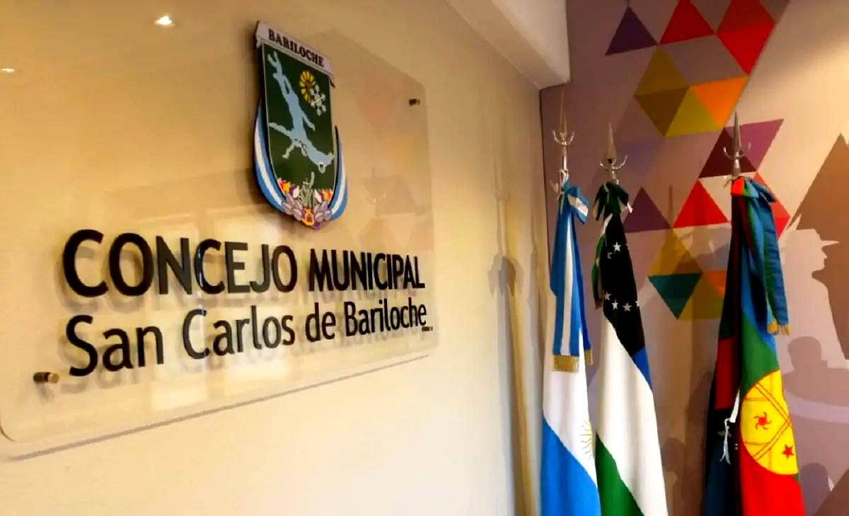 Concejo Municipal de Bariloche, donde se presentó el proyecto contra los falsos voluntarios