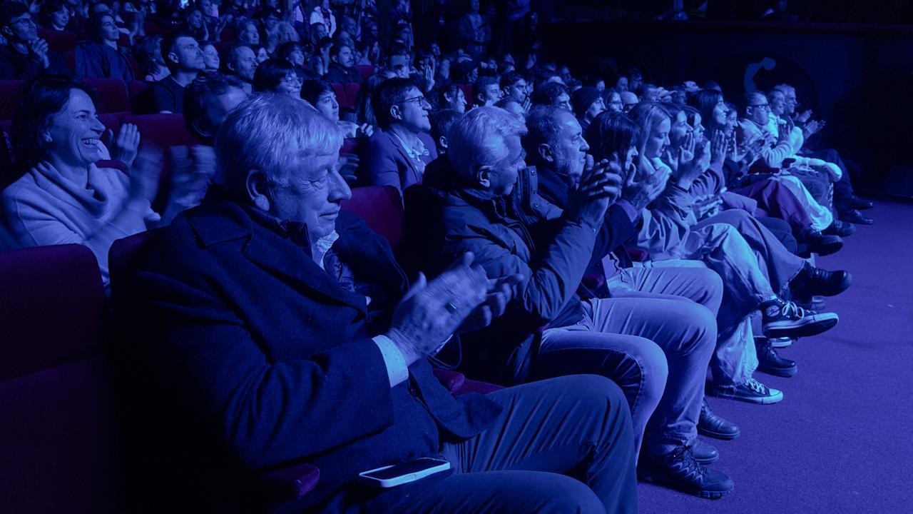 Público en la apertura del Festival Audiovisual Bariloche 2026