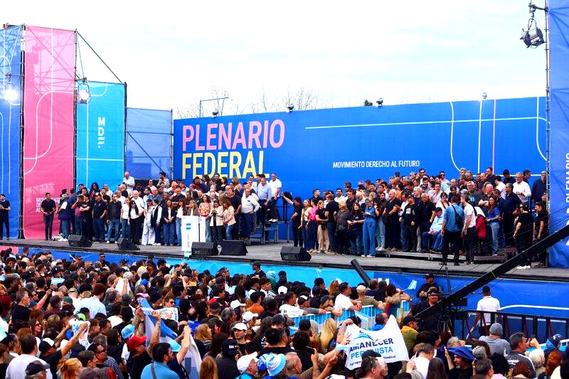 Plenario Federal del MDF en Avellaneda, con presencia del peronismo fueguino
