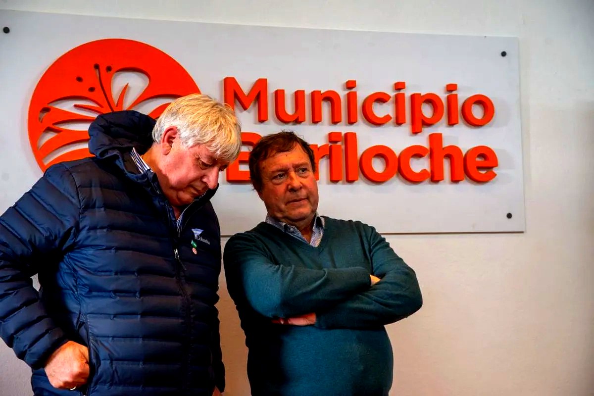 Walter Cortés y Weretilneck en el Municipio de Bariloche