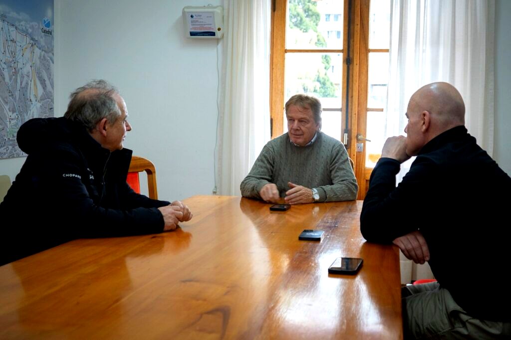 Reunión por las 1000 Millas Sport en el Centro Cívico de Bariloche