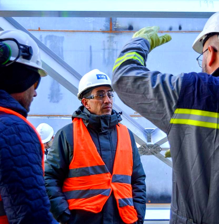 Damián Torres citó el VMOS; Marcos Castro en una recorrida por la obra