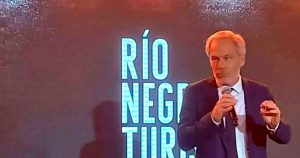 Crisis en la Agencia de Turismo de Río Negro: intendentes, Banacloy y la autora de la ley tras la salida de Piquín