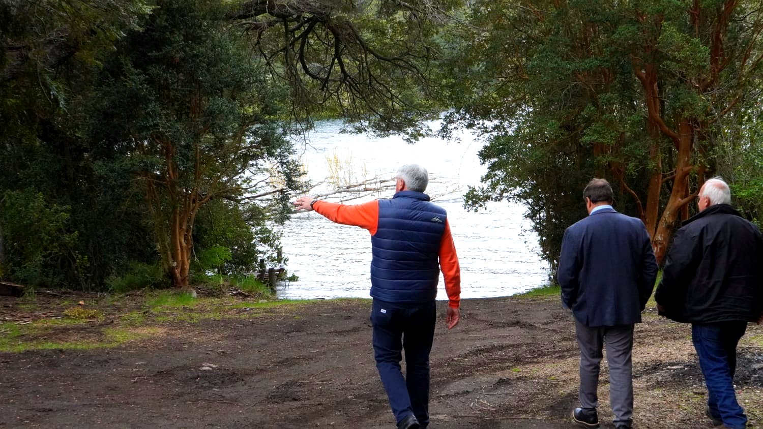 Ecoparque de Bariloche: bajada pública al Lago Moreno durante la recorrida oficial