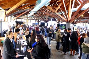 Expo Laboral Bariloche: 2.255 asistentes y más de 150 vacantes en juego para la temporada