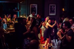 Bariloche tendrá su primer festival Muy Tango, y Rossini suena a doce voces en el Llao Llao