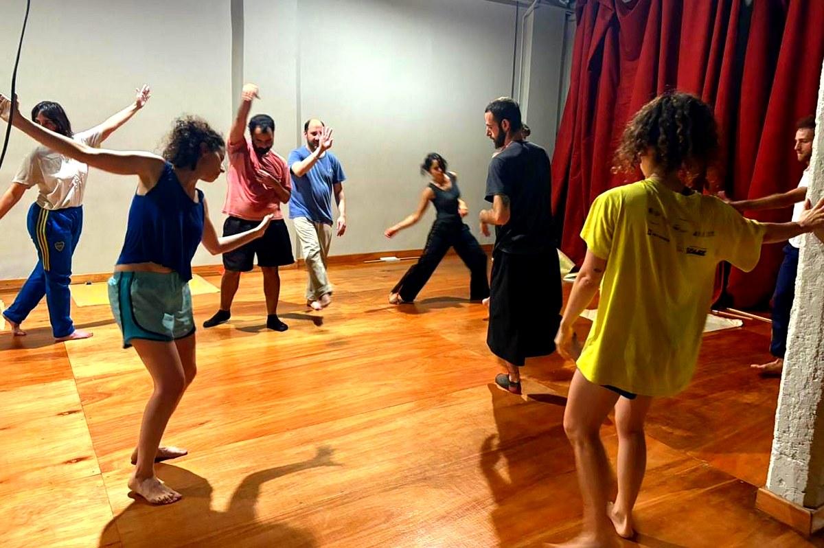Laboratorio de movimiento del festival de danza en Luis Beltrán, Río Negro