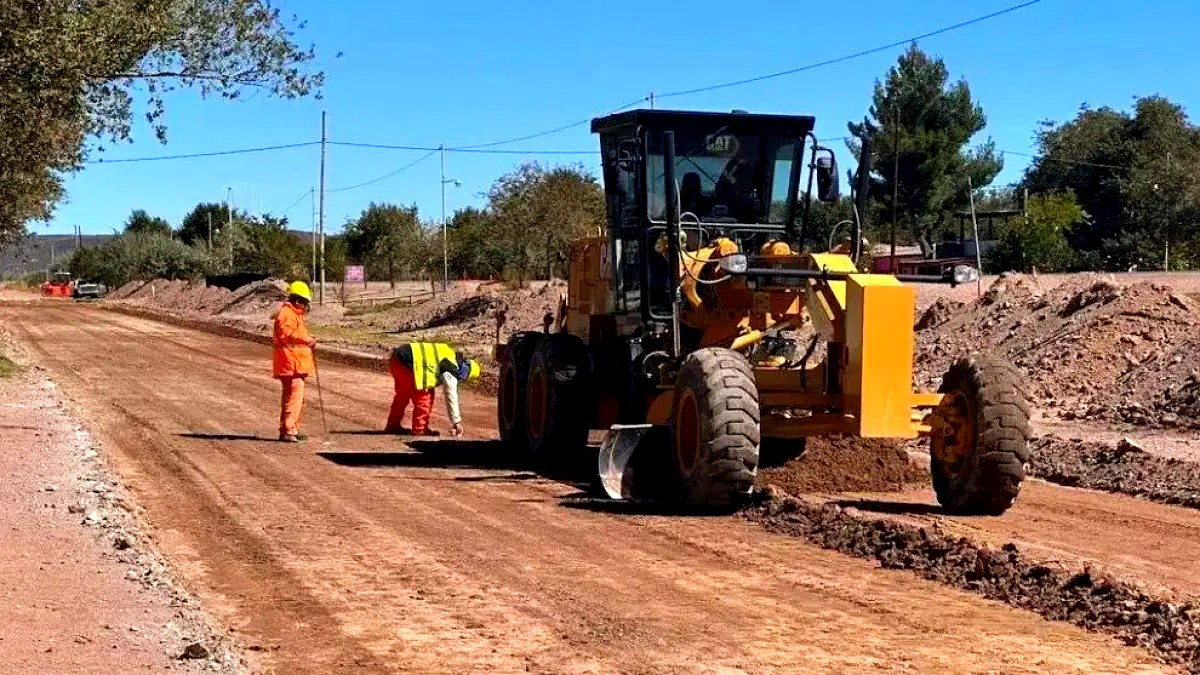 Obras de servicios para 302 lotes en Viedma