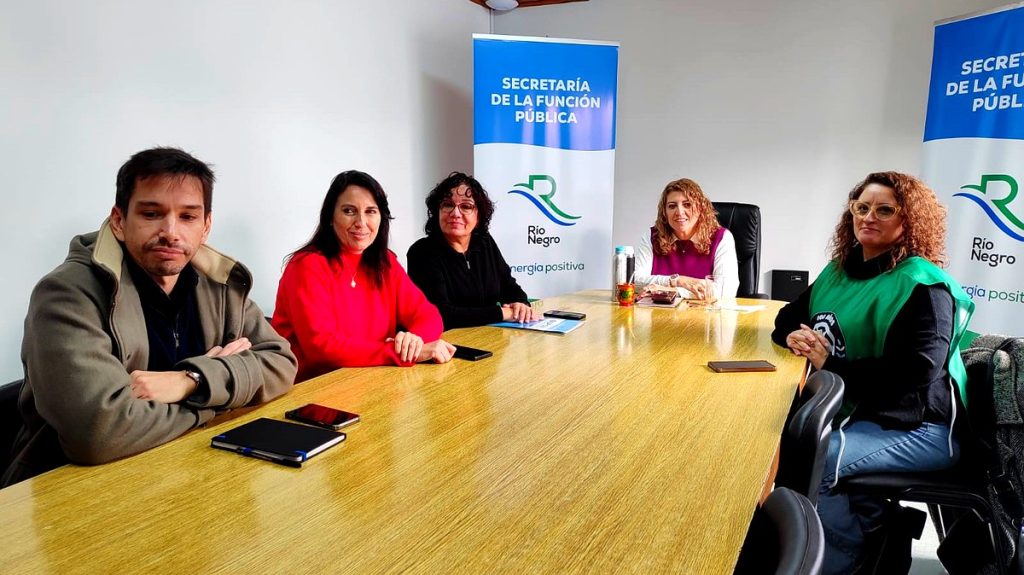 Oferta salarial: reunión de la Mesa de la Función Pública con gremios estatales en Río Negro