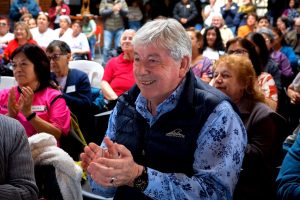 Sueldos municipales: Hacienda ve riesgo desde octubre y Cortés hablaba de garantía