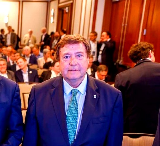 Alberto Weretilneck, gobernador, Vaca Muerta y la costa rionegrina